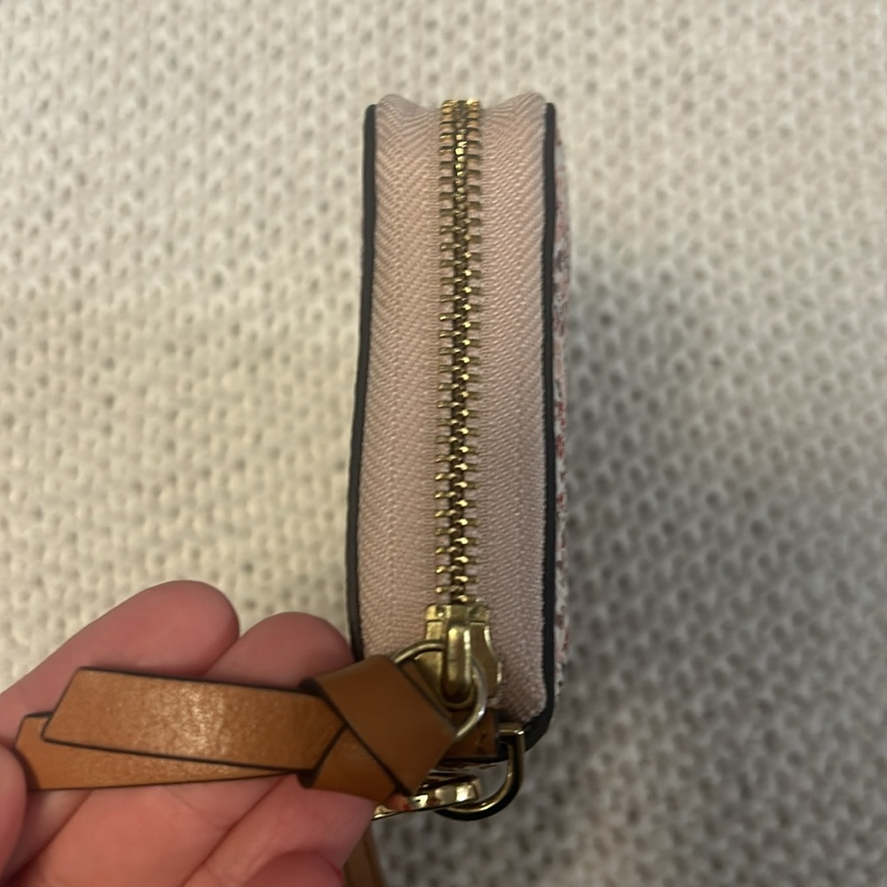 Tory Burch Floral Wallet Wristlet - Picture 7 of 9